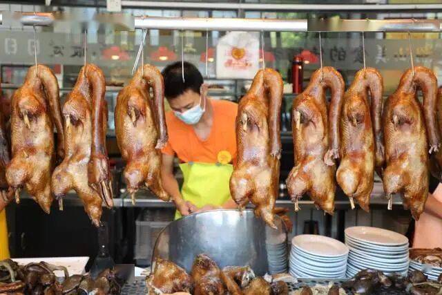 头鹅“飞”向全球餐桌！开元棋牌app澄海狮(图1)