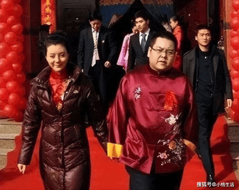 宴奢华与平淡的人生反差开元棋牌车晓43岁生日(图4)